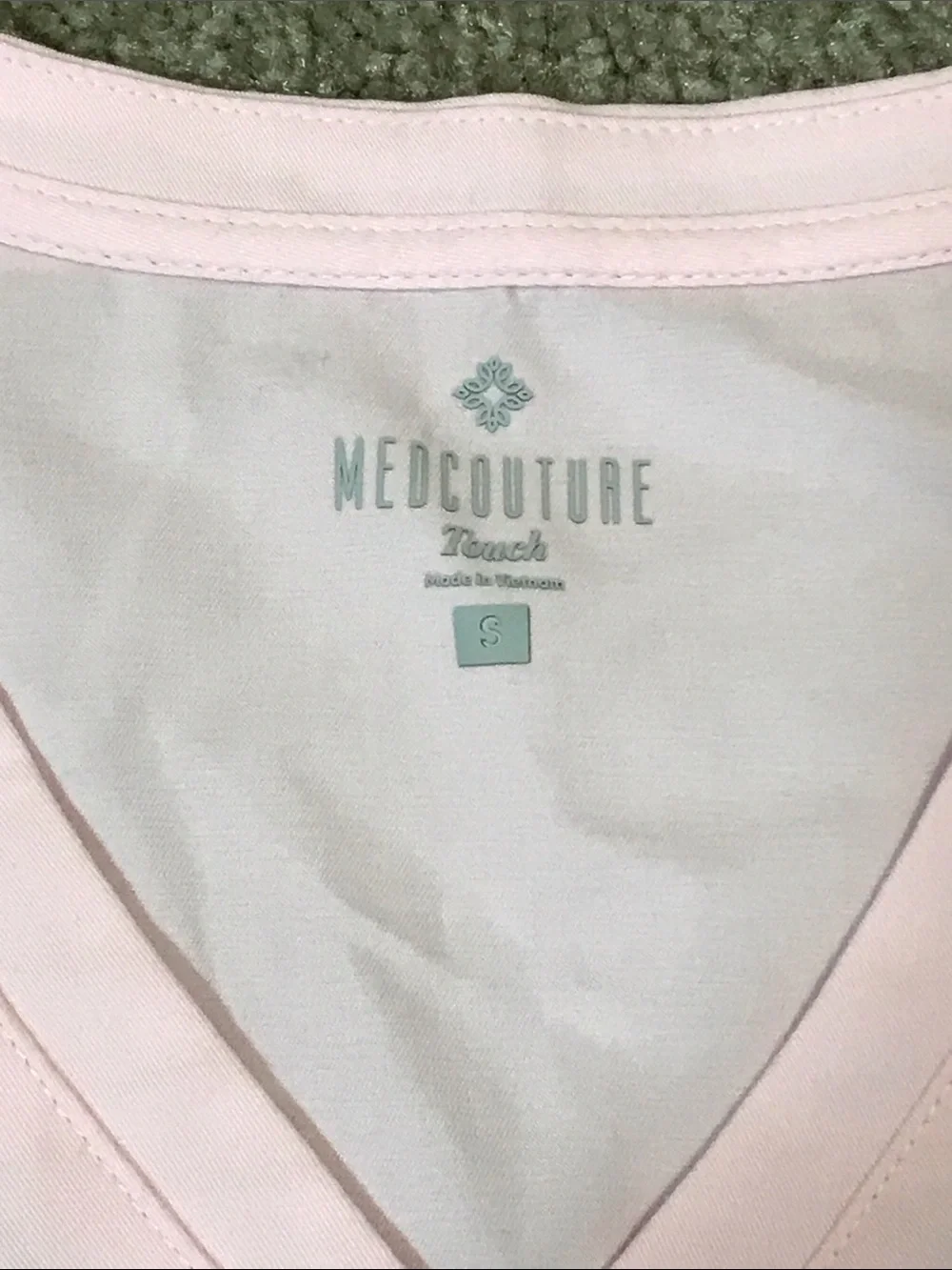 NWT MedCouture medical scrubs outfit - ice pink - small - Picture 3 of 10